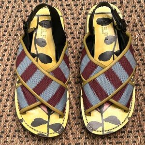 Marni Fussbett Sandals
